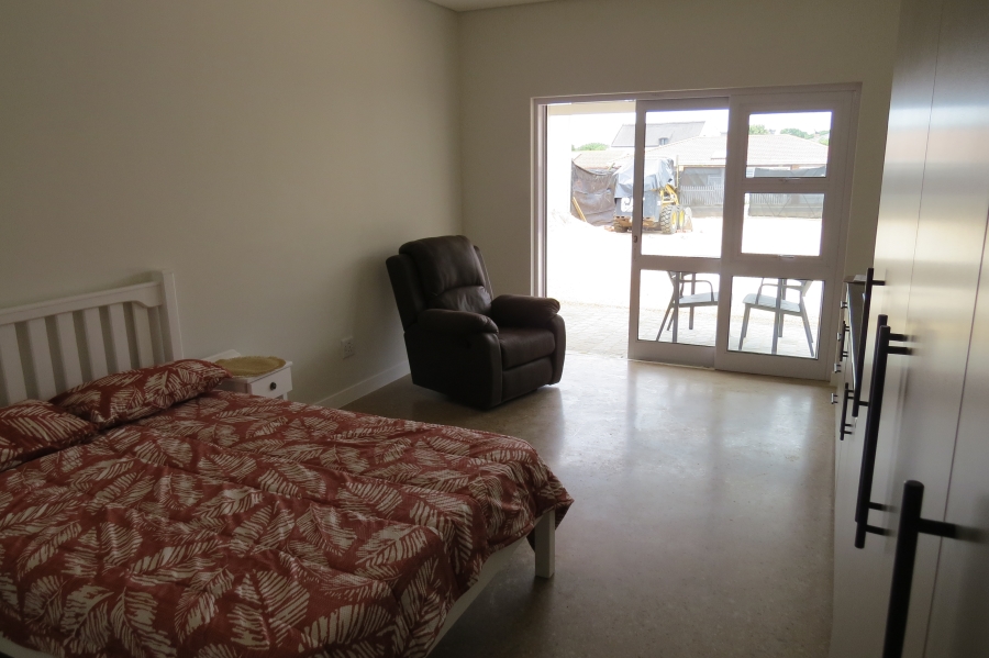 1 Bedroom Property for Sale in Stilbaai Wes Western Cape